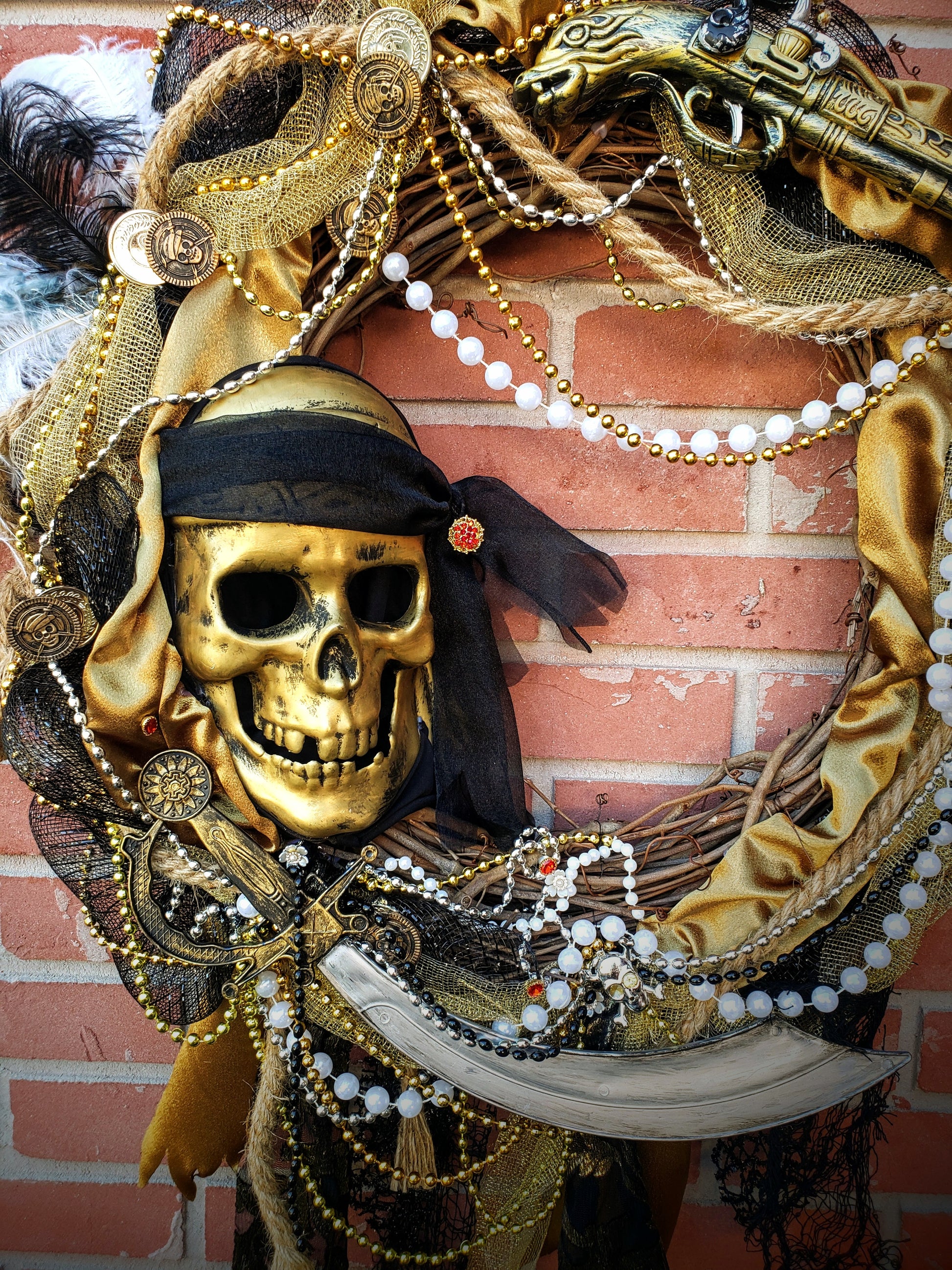 Black and gold damask Pirate wreath, Gasparilla 