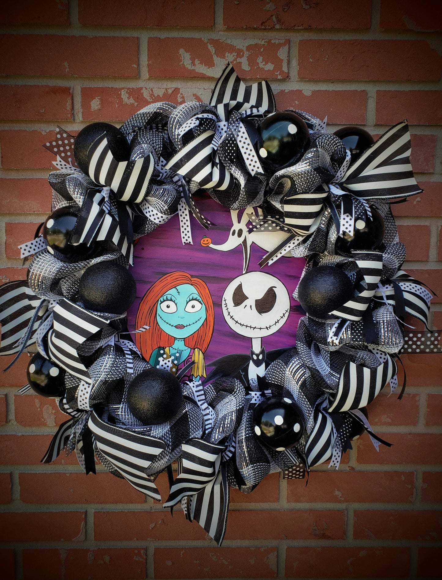 Jack and Sally Skellington wreath, interchangeable paintings for different holidays 