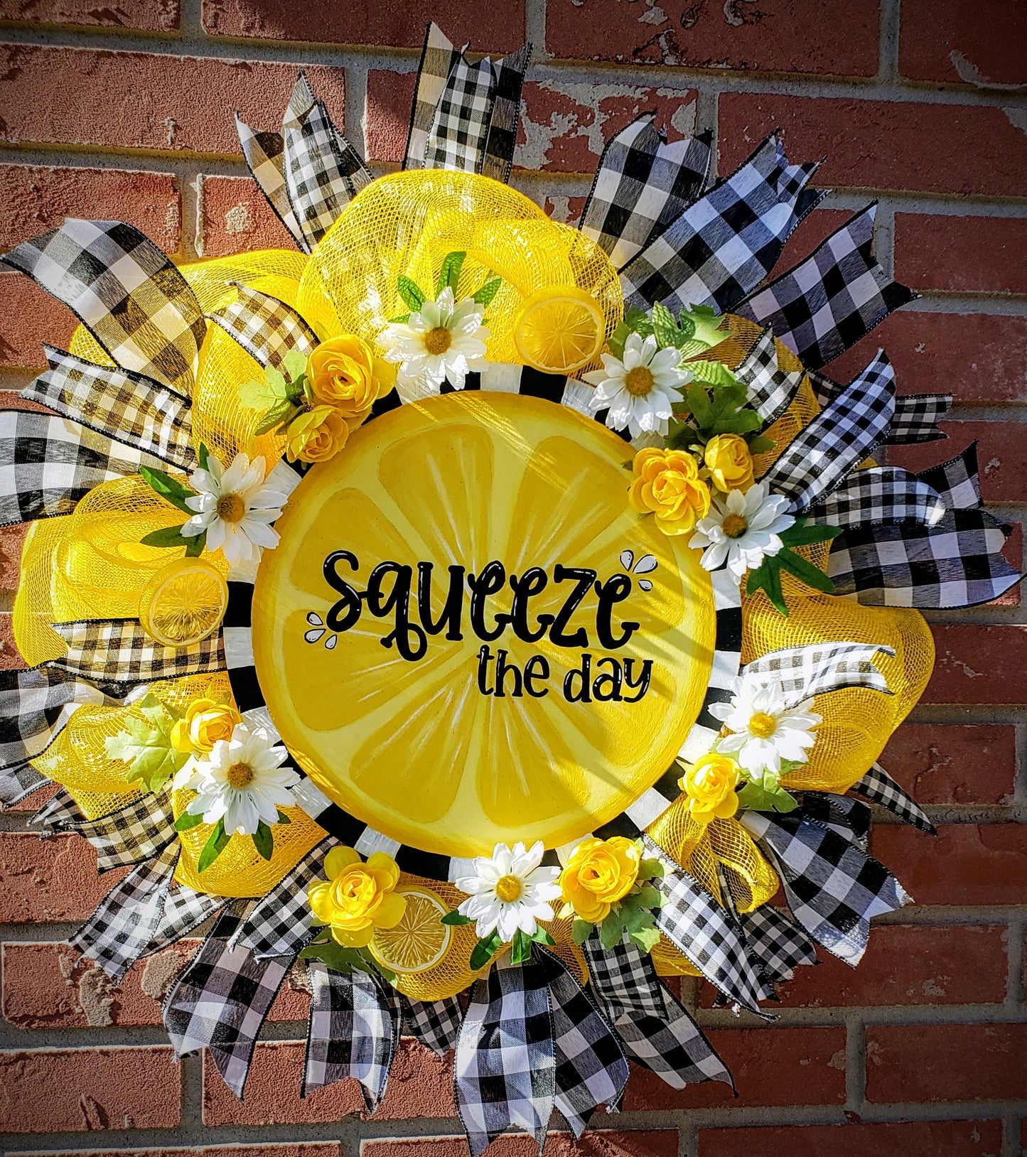 Yellow black and white lemon wreath, Squeeze the Day