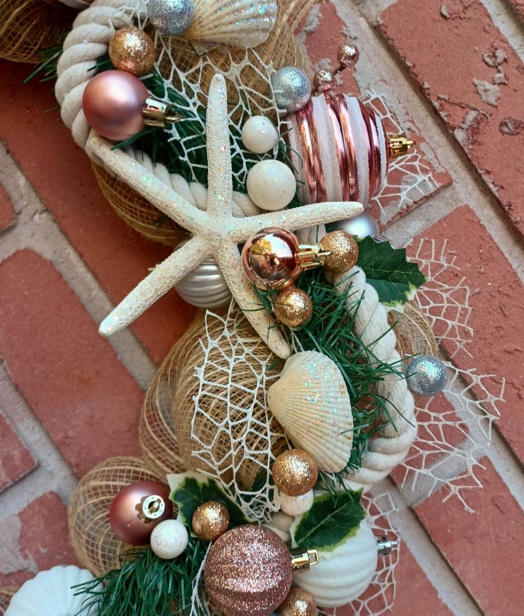 Seashell Holiday Beach Wreath