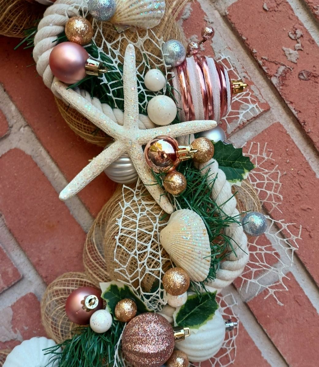 Seashell Holiday Beach Wreath