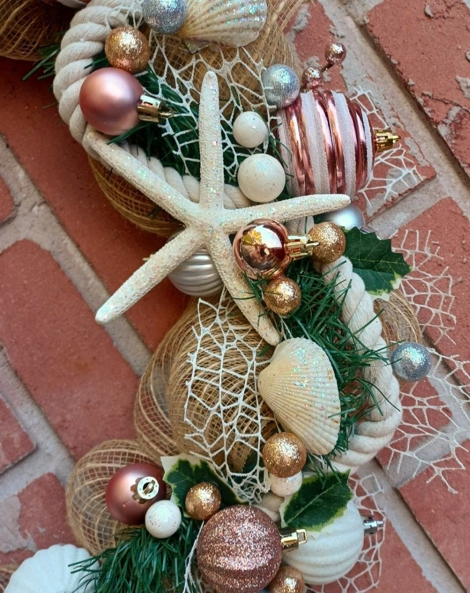 Seashell Holiday Beach Wreath