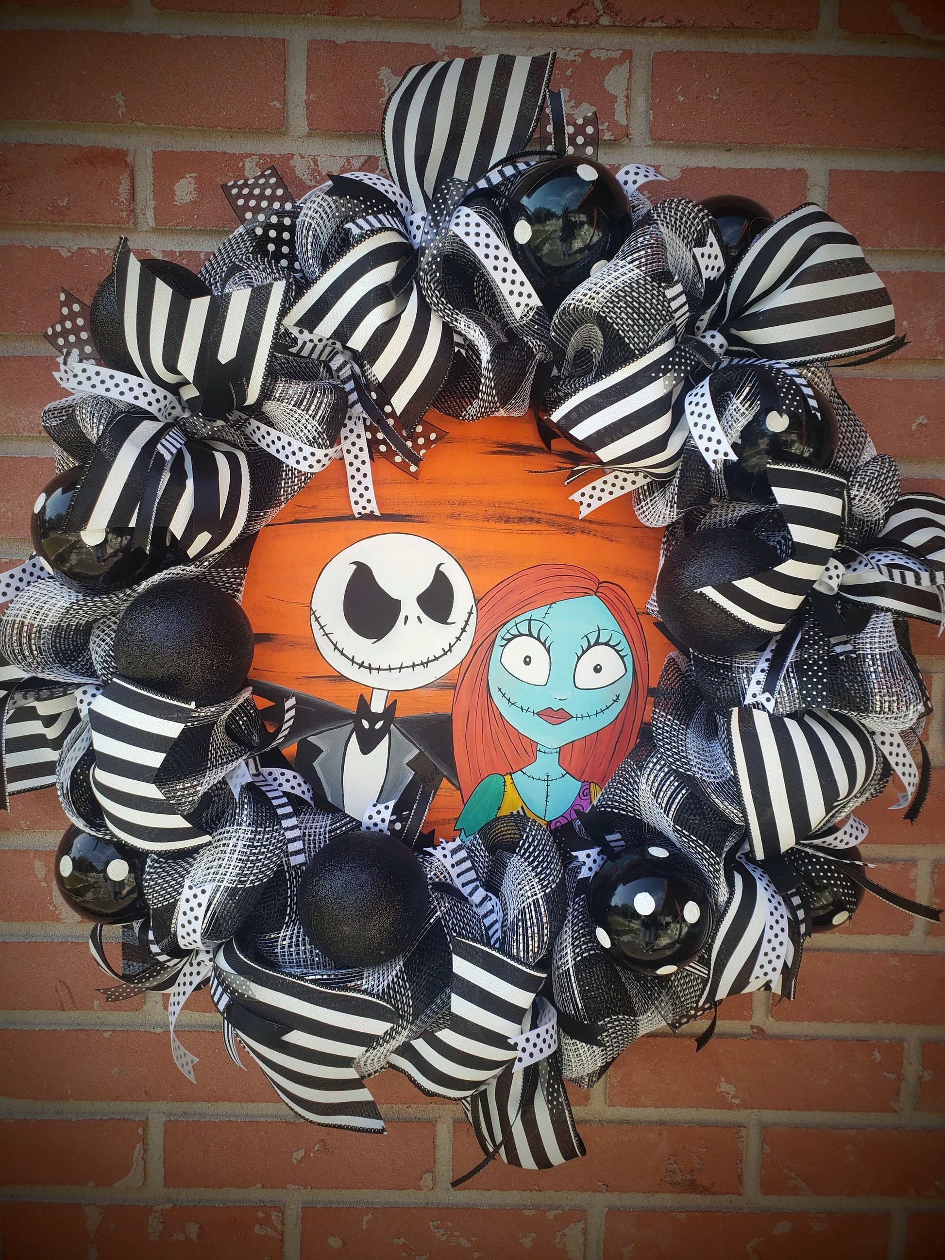 Jack and Sally Skellington wreath, interchangeable paintings for different holidays 