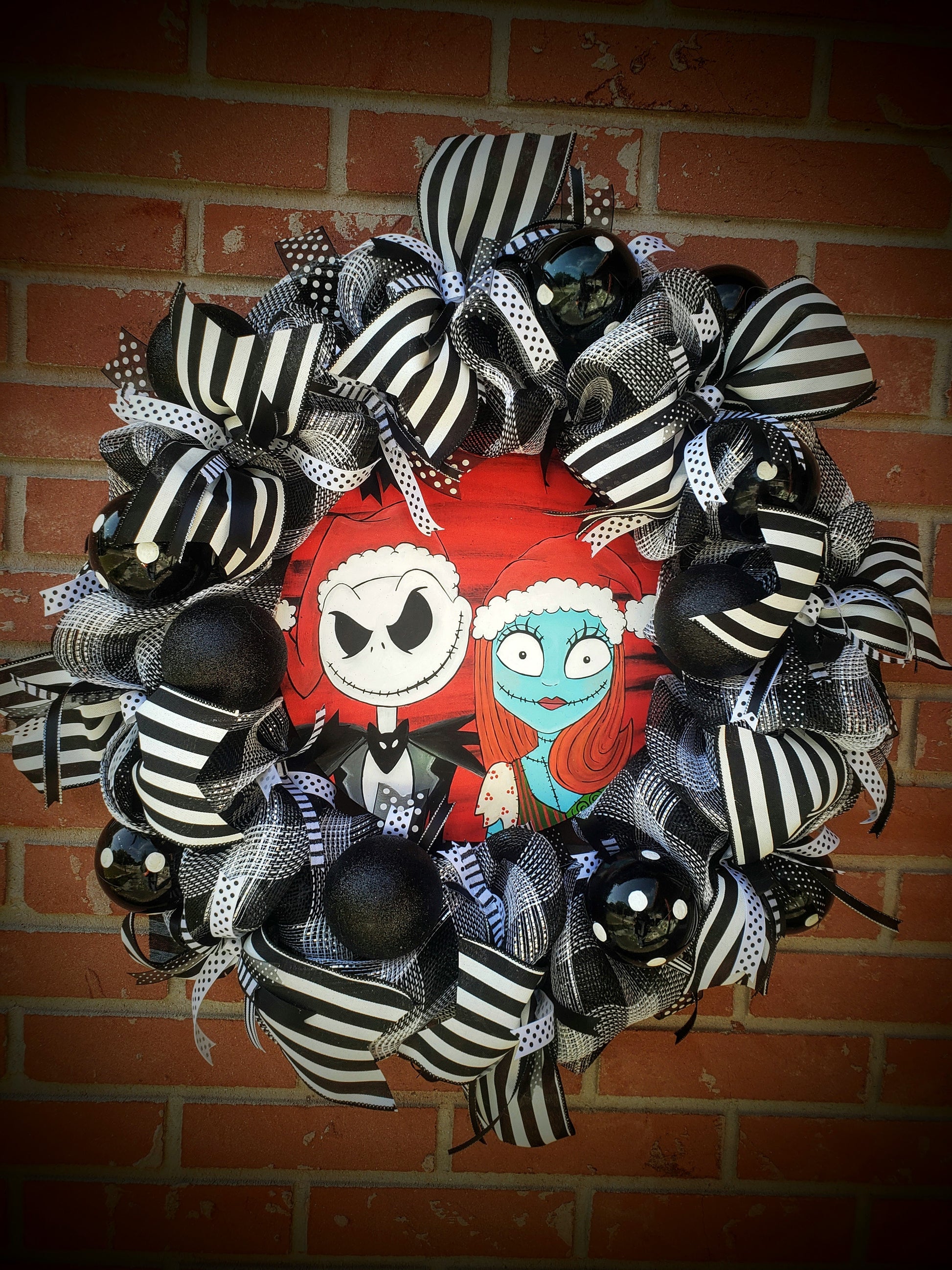 Jack and Sally Skellington wreath, interchangeable paintings for different holidays 