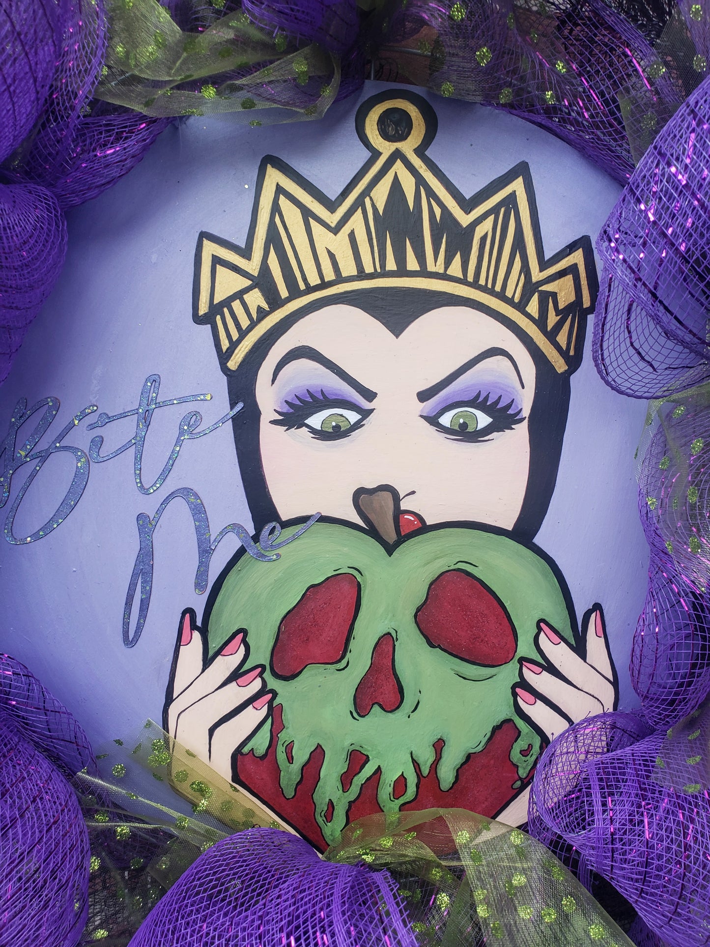 Evil Queen Grimhilde Poison apple villains wreath