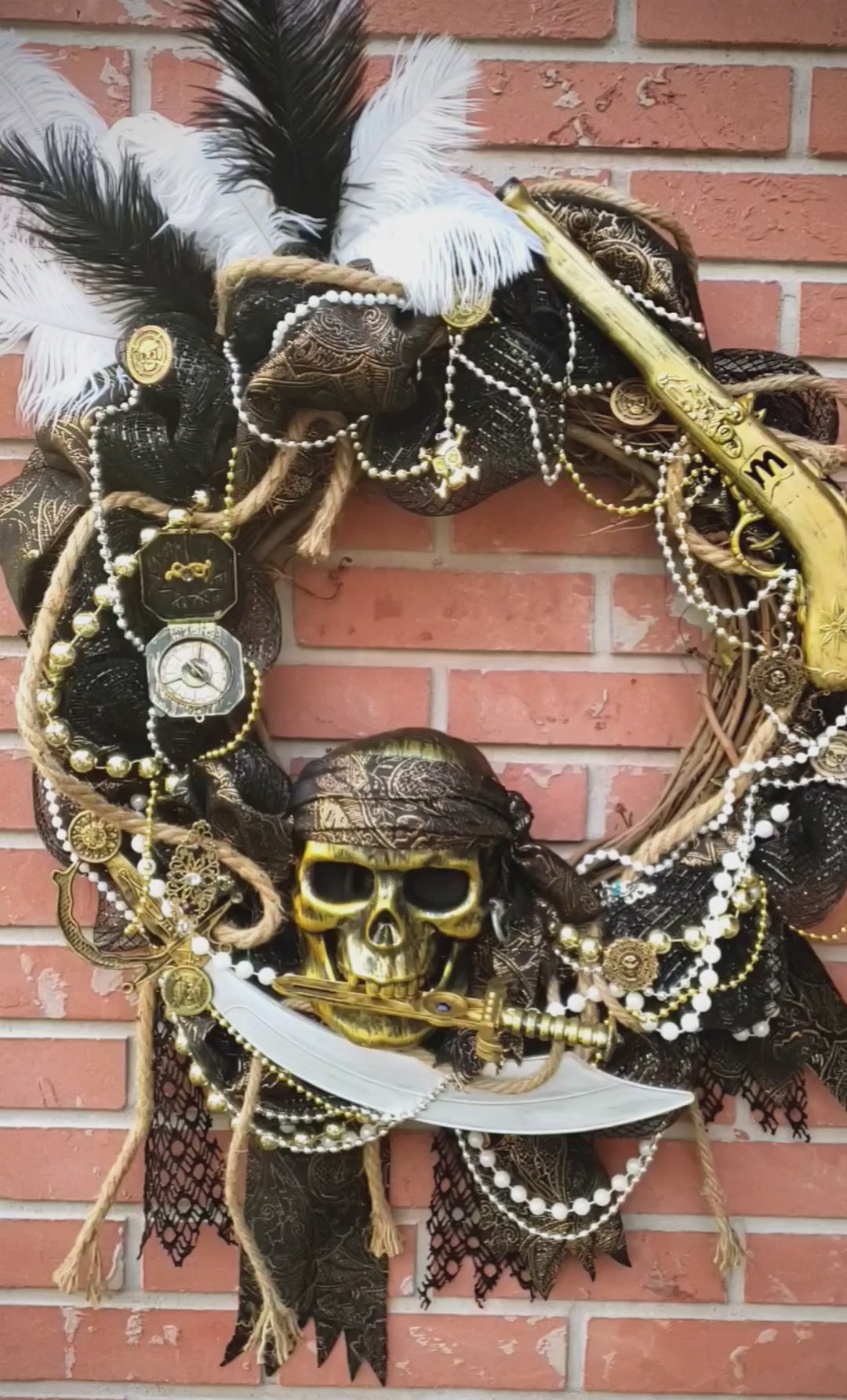 Black and gold damask Pirate wreath, Gasparilla 